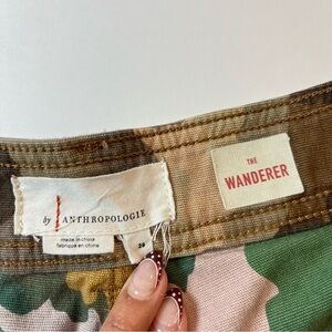 Anthropologie The Wanderer Camouflage Shorts  Size 29